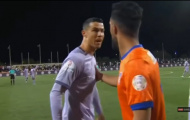 Toàn cảnh Ronaldo thể hiện sự hờn dỗi khi Al Nassr bị cầm chân