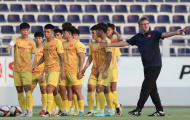 Trung vệ U22 Việt Nam tiết lộ vì sao HLV Troussier yêu cầu gắt