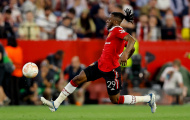 Vì sao Ten Hag khó chịu với Wan-Bissaka?