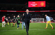 Nhiệm vụ của Ten Hag là ngăn Man City 'ăn 3'