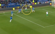 Sao Newcastle gây sốt với pha rê bóng qua 4 cầu thủ Everton