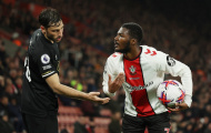 Southampton lâm nguy trong cuộc đua trụ hạng