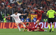 Bùng nổ phút bù giờ, Roma và Milan 'dĩ hòa vi quý'
