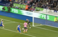 Tiền đạo Everton có pha bỏ lỡ triệu đô