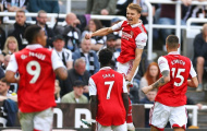 Arsenal khuất phục Newcastle, chỉ còn kém Man City 1 điểm