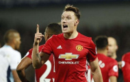 Nối gót Phil Jones, 3 trung vệ chuẩn bị rời Man Utd