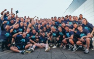 Haaland vắng mặt trong ảnh ăn mừng vô địch của Man City