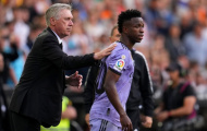Phản ứng của HLV Ancelotti khi Vinicius bị phân biệt chủng tộc