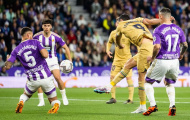 Gây sốc trước Barca, Valladolid thoát khỏi nhóm 'cầm đèn đỏ'