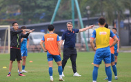 ĐT Việt Nam và tia sáng tại V-League