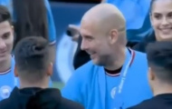 Con gái Pep Guardiola trộm nhìn Julian Alvarez