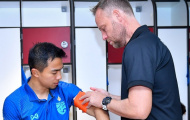 Thái Lan đau đầu vì đội trưởng Chanathip