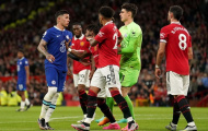 Nhìn Enzo đơn độc tại Old Trafford, mới thấy Chelsea khủng hoảng ra sao