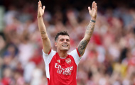 Cú lừa Xhaka xuất hiện?