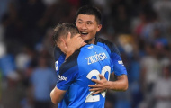 Mục tiêu Man Utd nói lời tạm biệt đồng đội
