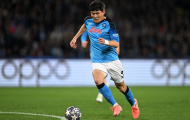 Quên Kim Min-jae đi, đây mới là trung vệ sắp cập bến Old Trafford