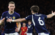 Điên rồ Scott McTominay