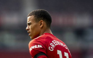 Không ra sân, Mason Greenwood vẫn 'vớ bở'