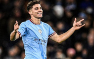 Man City ra quyết định với Alvarez