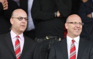 Nhà Glazer trì hoãn việc bán lại Man Utd đến mùa Đông?