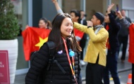 Tuyển nữ Việt Nam di chuyển 120km, an ninh 'kèm chặt'