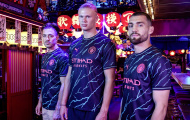 Ra mắt áo đấu mới cực chất, Man City bị tố đạo nhái Arsenal