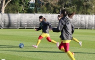 Đội tuyển nữ Việt Nam tới địa điểm thi đấu cuối cùng bằng chuyên cơ