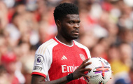 Arsenal ra giá bán Partey