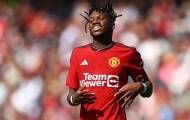 Tái đàm phán, Fred trên đường rời Man Utd
