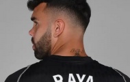 Tân binh gợi nhớ nỗi đau của Arsenal ngay buổi ra mắt