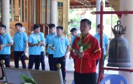 U23 Việt Nam đi chùa cầu may trước giải Đông Nam Á