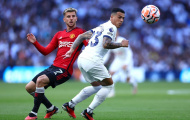 'Man Utd không thể kiểm soát tuyến giữa'