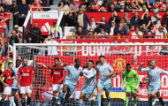 'Điều gì đang xảy ra ở Old Trafford?'