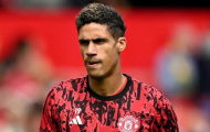 Ten Hag hé lộ tình hình của Varane