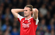 Arsenal tống khứ thêm 1 cái tên trước giờ G