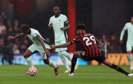 'Sterling lẽ ra phải sút thay vì chuyền'