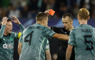VAR bị chỉ trích ngay lượt trận đầu tiên ở Champions League