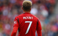 NÓNG! M.U bỏ qua tiền vệ trẻ hàng đầu vì Mason Mount