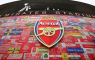 Vì sao Arsenal không được sử dụng tên sân Emirates khi thắng PSV 4-0?