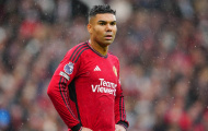 CHÍNH THỨC! Man Utd báo hung tin về Casemiro 2 trận liền
