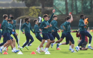 Thái độ dàn sao Arsenal trên sân tập sau trận hòa hú vía Chelsea