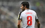 Tonali treo giò, Newcastle tính cuỗm 'mad dog' của Man United