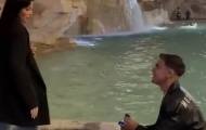 Khoảnh khắc cầu hôn ngọt ngào của Dybala