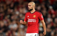 Amrabat đang nghẹt thở tại Man Utd