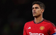 Bị gạch tên 2 trận liền, chuyện gì xảy ra với Raphael Varane?