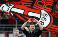 Ibrahimovic tiếp thêm động lực cho AC Milan trên khán đài