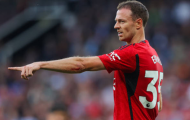 Ten Hag cập nhật tình hình của Jonny Evans 