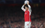 Arsenal thưởng lớn cho Tomiyasu