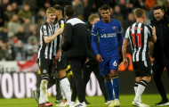 Hai điểm tựa sụp đổ, Chelsea tiếp tục trêu đùa NHM