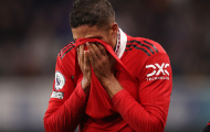 Varane choáng váng trước quyết định của Ten Hag 